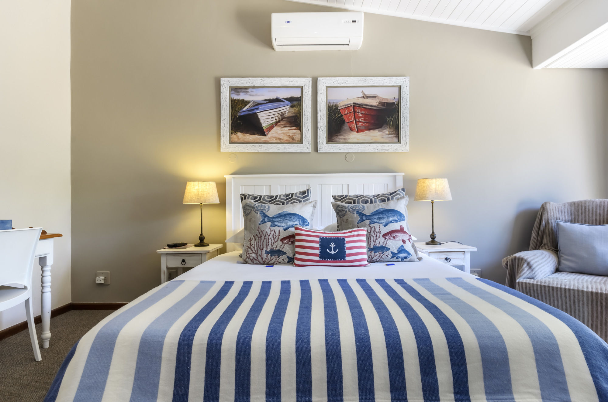 Admirals Lodge Guest House And Brightways Self Catering Apartments Port Elizabeth Exterior foto