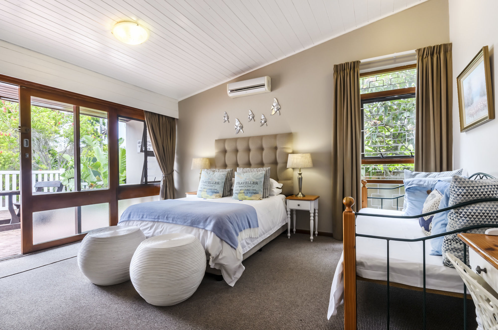 Admirals Lodge Guest House And Brightways Self Catering Apartments Port Elizabeth Exterior foto